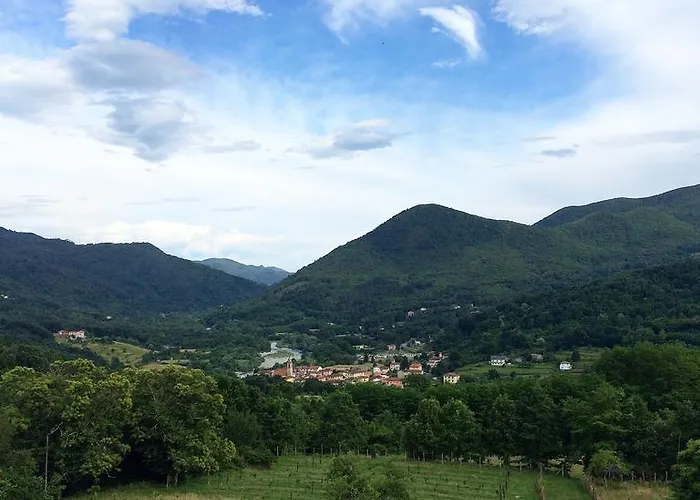 Dei Legi Feriegård San Pietro Vara